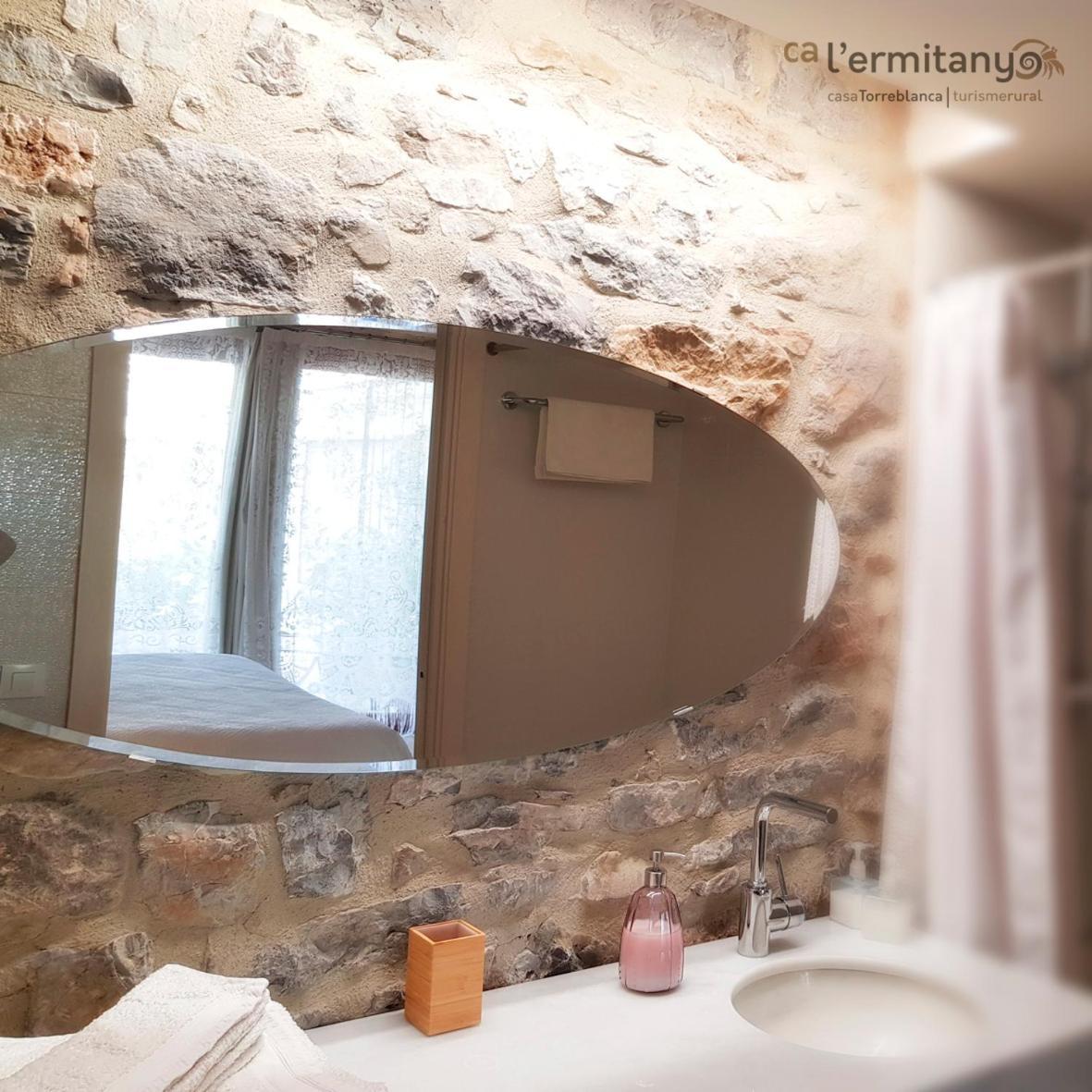 Affittacamere Ca l' Ermitanyo- Casa Torre Blanca Suria Esterno foto