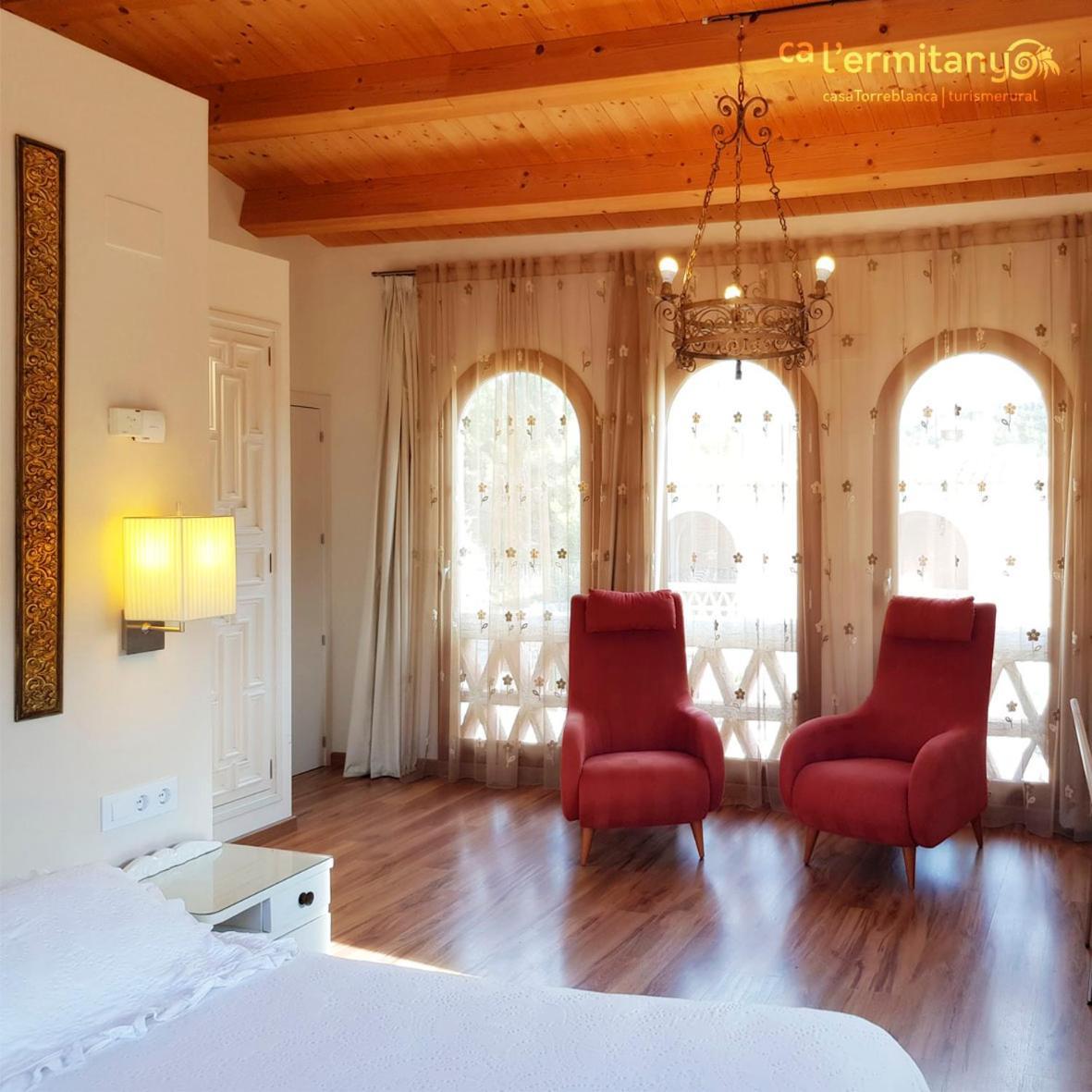 Affittacamere Ca l' Ermitanyo- Casa Torre Blanca Suria Esterno foto