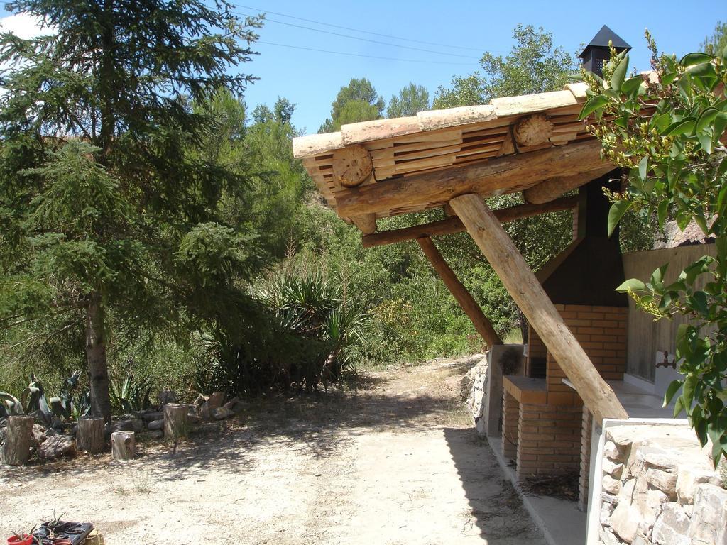 Affittacamere Ca l' Ermitanyo- Casa Torre Blanca Suria Esterno foto