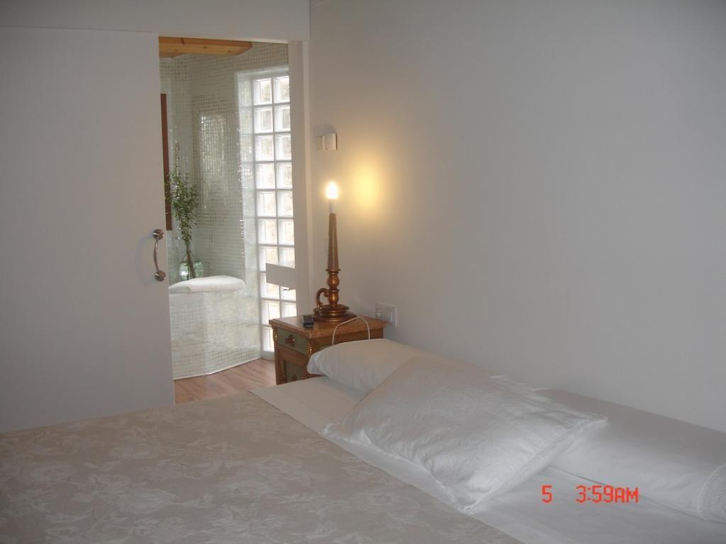 Affittacamere Ca l' Ermitanyo- Casa Torre Blanca Suria Camera foto